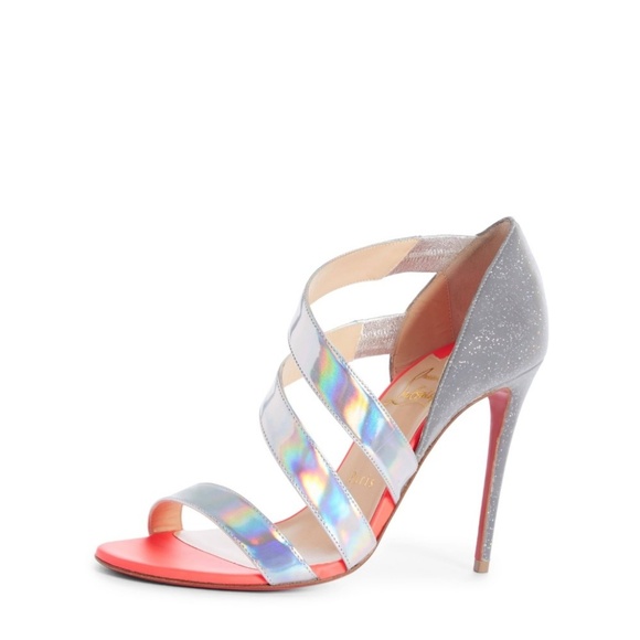 Christian Louboutin World Copine Asymmetrical Sand - Picture 1 of 8